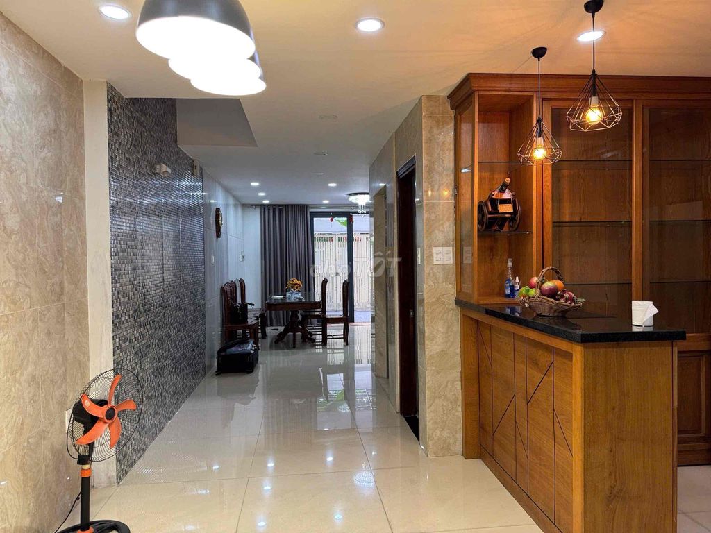 KHU VEN SÔNG- ĐƯỜNG 23 HIỆP BÌNH CHÁNH 4TẦNG, THANG MÁY 5PN 4WC