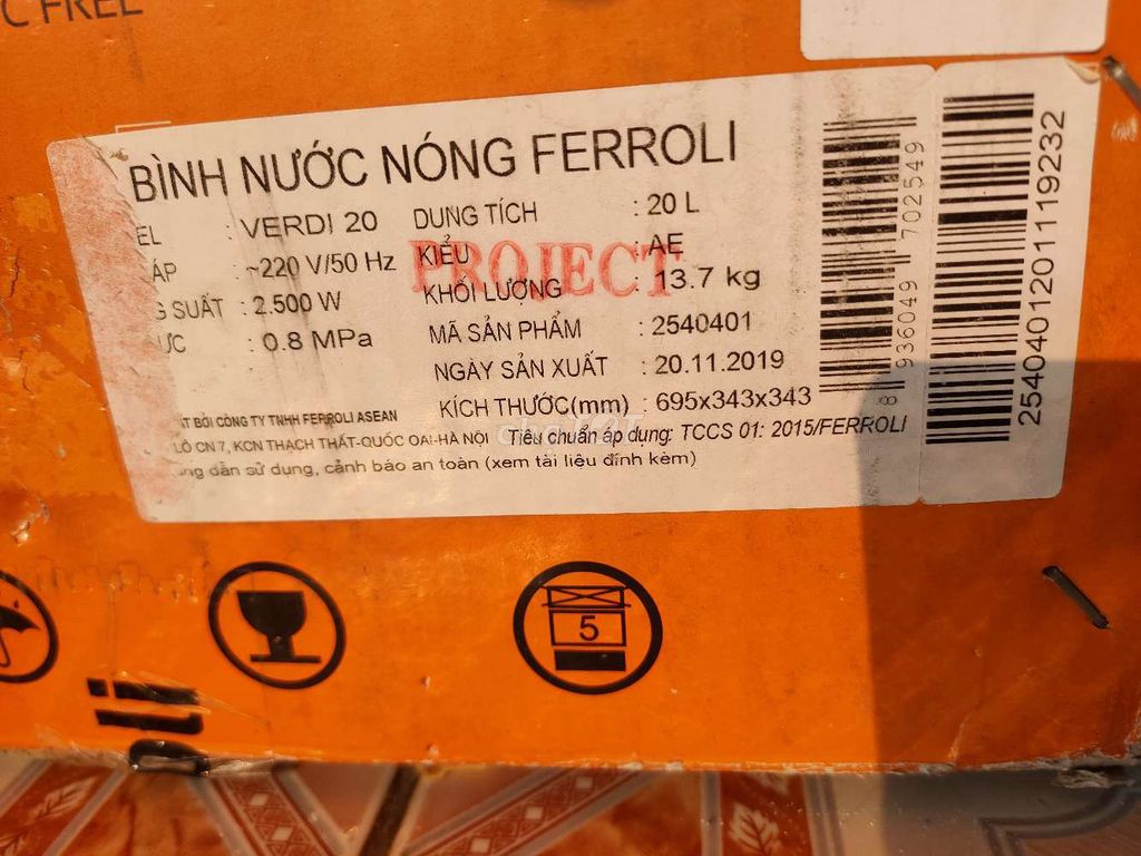 Máy nước nóng Ferroli 20L 2500W mới nguyên thùng