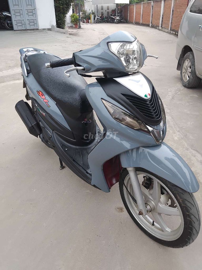 Bán Xe Giống xe sh.còn mới toanh.Chính hãng Sym. Mua bán Xe máy tại Quận Hoàng Mai Hà Nội được đăng bởi thanh hà hình 4