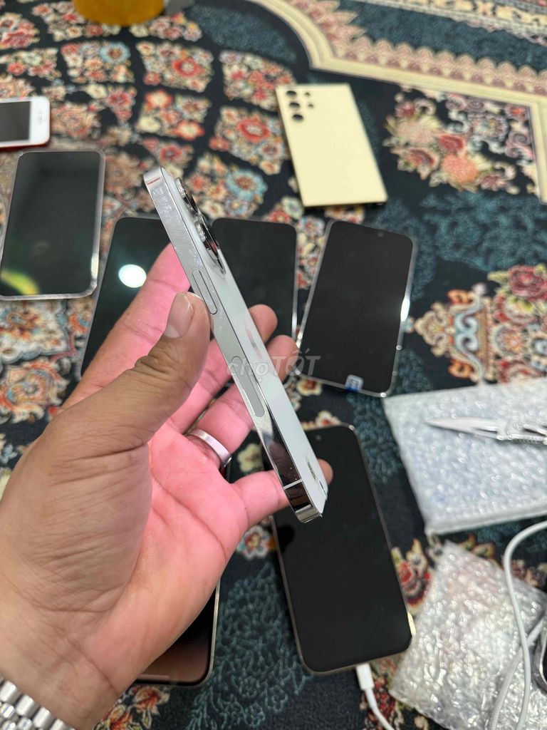 iPhone 14 Pro 128GB Bạc. Mua bán Điện thoại tại Quận 8 Tp Hồ Chí Minh được đăng bởi bin mobile  hình 1