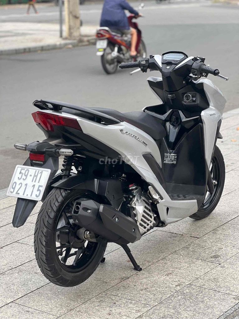 Honda Vario 125 2020 Bạc Đen Smartkey. Mua bán Xe máy tại Quận 11 Tp Hồ Chí Minh được đăng bởi Hưng Từ hình 7