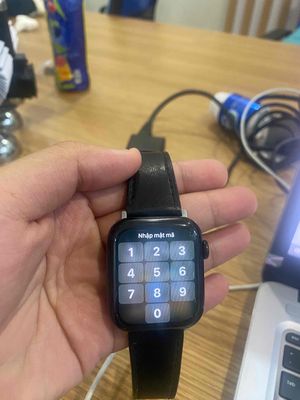 Apple watch series 4 thép đen 44mm mới 99%