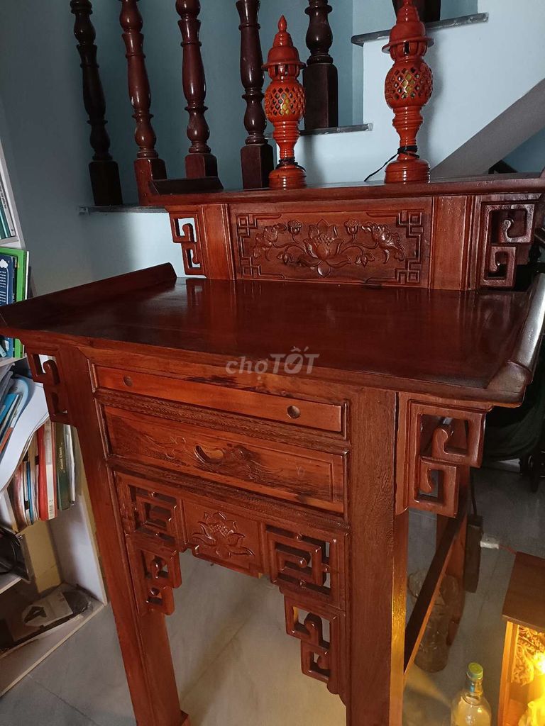 Bàn thờ gia tiên Gỗ Nâu đỏ Có đèn Mới. Mua bán Nội thất, đồ gia dụng khác tại Quận 12 Tp Hồ Chí Minh được đăng bởi ViTieuBao hình 1