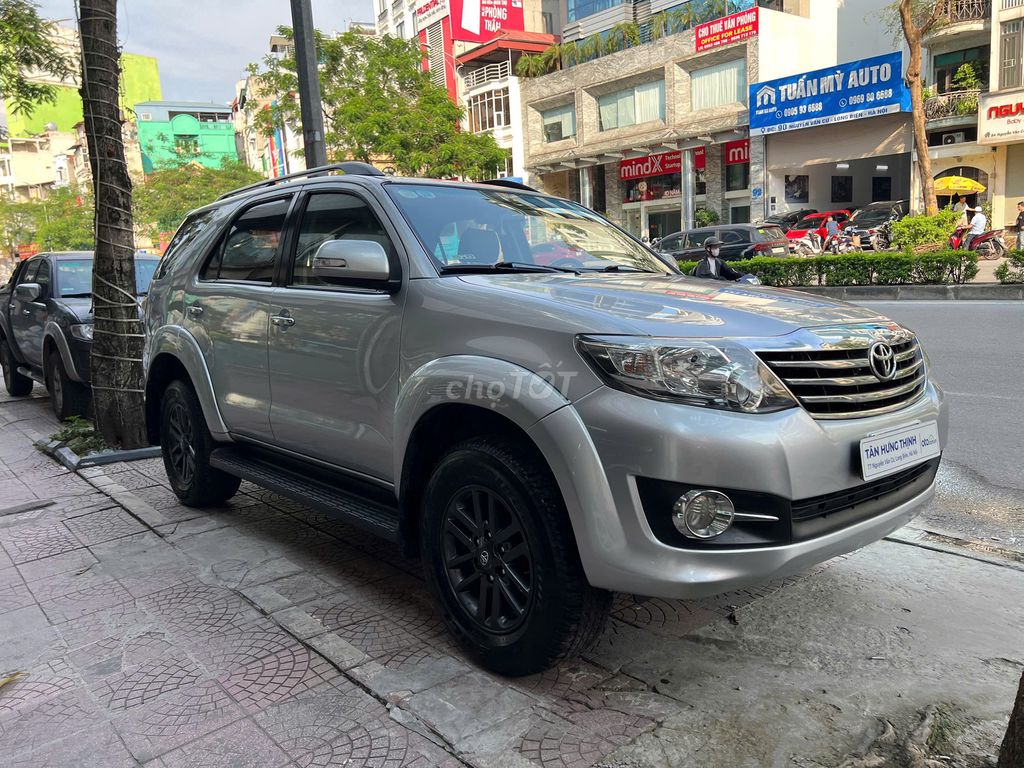 Toyota Fortuner 2.7V sx 2015 đk 2016 biển HN. Mua bán Ô tô tại Quận Long Biên Hà Nội được đăng bởi AUTO TÂN HƯNG THỊNH hình 2