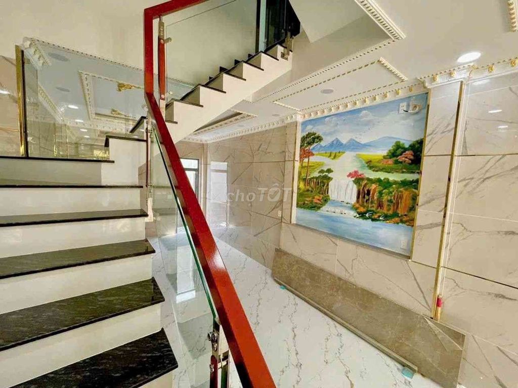 Nhà mới 52 m2, q 8, An Dương Vương, 4 T HXH giá nhỉnh 7 tỷ.