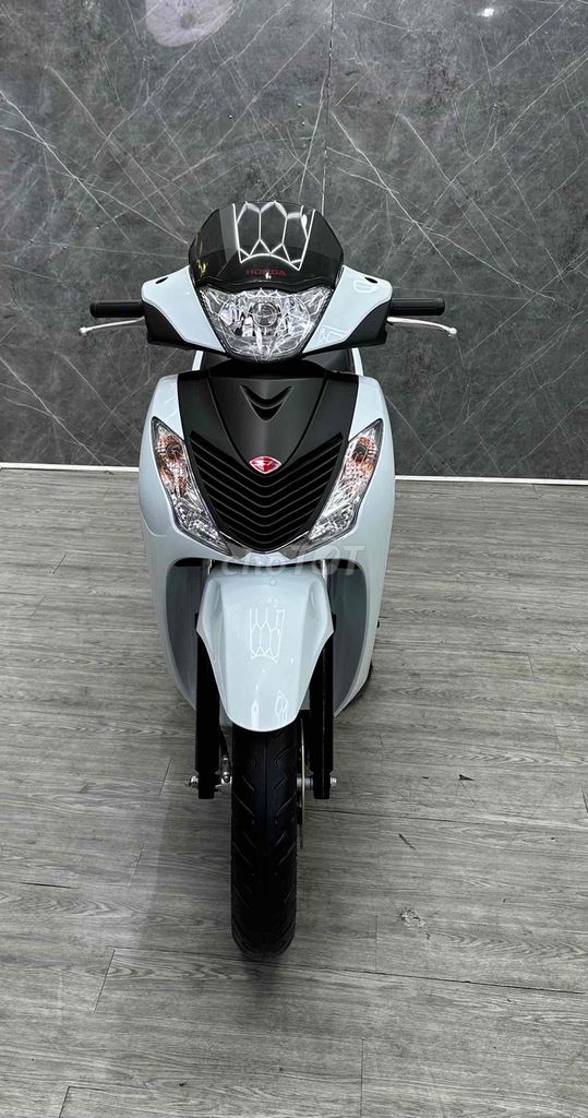 SH Ý 2012 150i HSCT trắng đen Sport. Mua bán Xe máy tại Quận Tân Phú Tp Hồ Chí Minh được đăng bởi  Võ SH318 hình 1