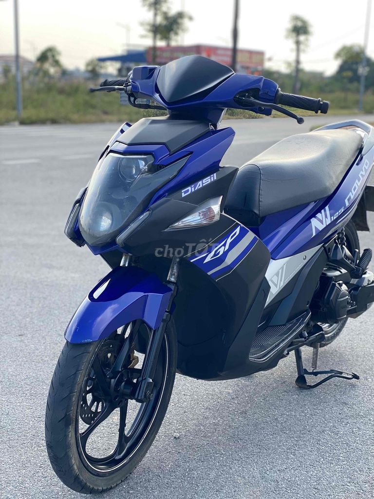 nouvo 6 đk 2015 Full xăng điện tử. Mua bán Xe máy tại Thành phố Nam Định Nam Định được đăng bởi Trung Đồ Cũ hình 1