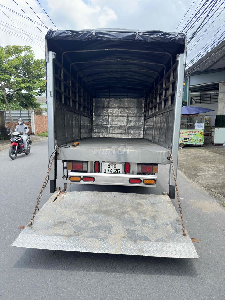 Chính ban xe Huyndai 2T4 sx 2019 bửng nâng T inox. Mua bán Xe tải, xe ben tại Thành phố Biên Hòa Đồng Nai được đăng bởi Đỗ Ngọc Tâm hình 4