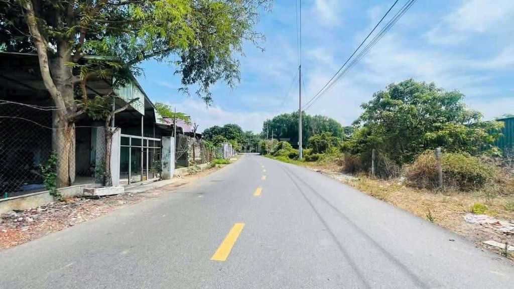Đất gần biển Lộc An và biển Phước Hải , 423m2,  sát bên đg ven biển. Mua bán Đất tại Huyện Đất Đỏ Bà Rịa - Vũng Tàu được đăng bởi Nguyễn Huệ hình 3