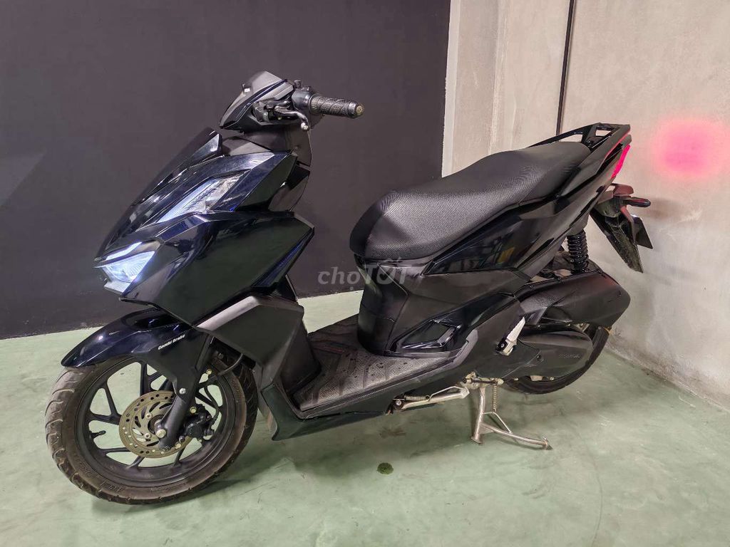 Honda Vario 2023 CBS Đen bóng. Mua bán Xe máy tại Quận Cầu Giấy Hà Nội được đăng bởi phạm hưng hình 1