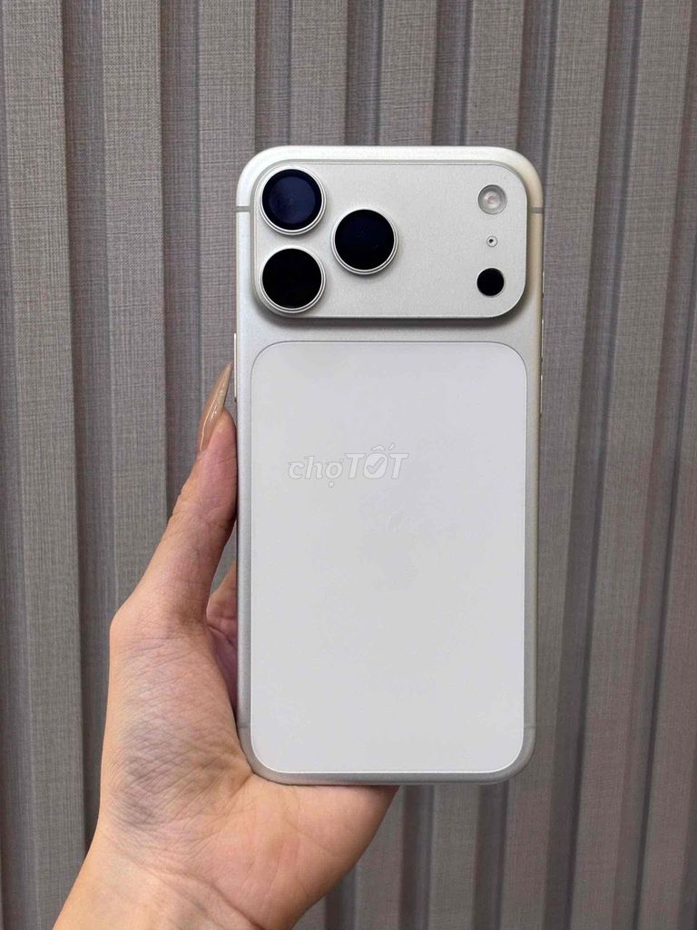 iPhone 17 Pro Max 1TB Bạc 99% Qte Mỹ Pin 98 đẹp 99. Mua bán Điện thoại tại Quận Ninh Kiều Cần Thơ được đăng bởi Quý Mobile Cần thơ hình 1