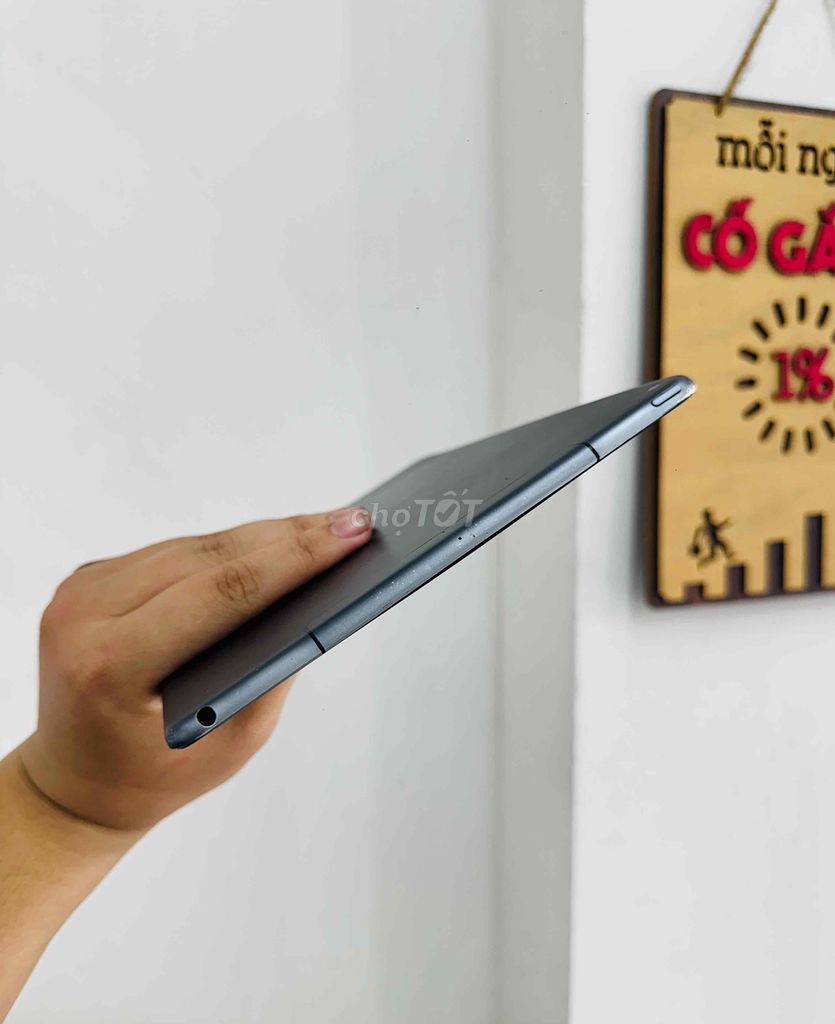 Ipad Air 3 64G bản wifi + 4G ( sim vậy lý + esim )