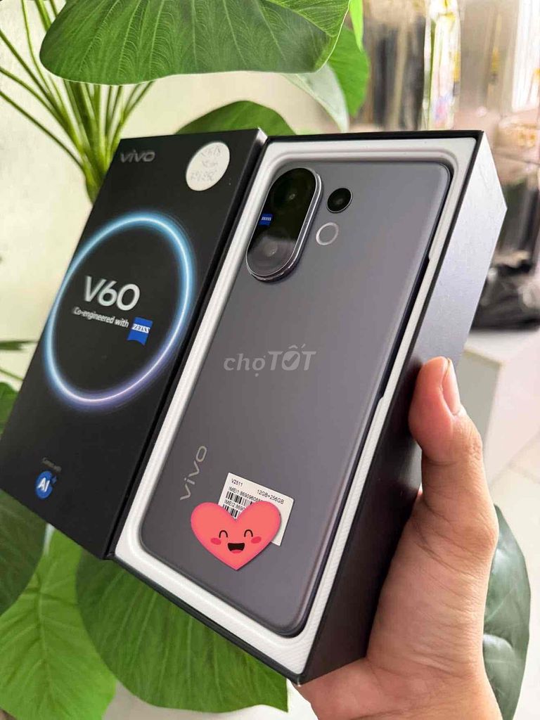 Vivo V60 12GB/256GB Xám 98-99%. Mua bán Điện thoại tại Huyện Châu Thành Hậu Giang được đăng bởi Trung Hiếu Mobile hình 1