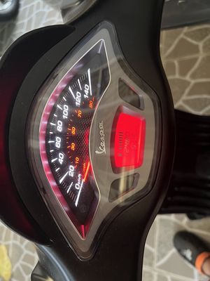 Xe tay ga Vespa S 125cc 2019 Đen xám, mới 95%