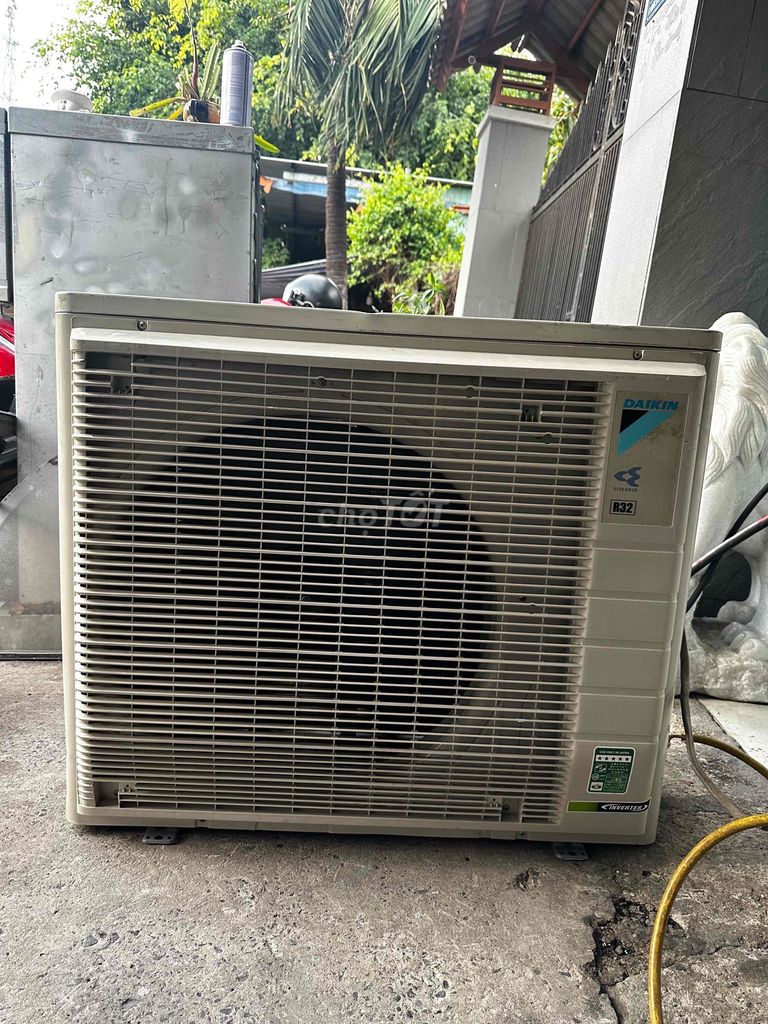 Máy lạnh Daikin Vip Tên Lửa phun chức năng