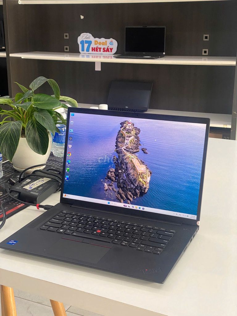 Lenovo ThinkPad P1 Gen 4 i7-11850H 16GB/512GB. Mua bán Laptop tại Quận Liên Chiểu Đà Nẵng được đăng bởi TT Center 603 Tôn Đức Thắng Hòa Khánh  hình 1