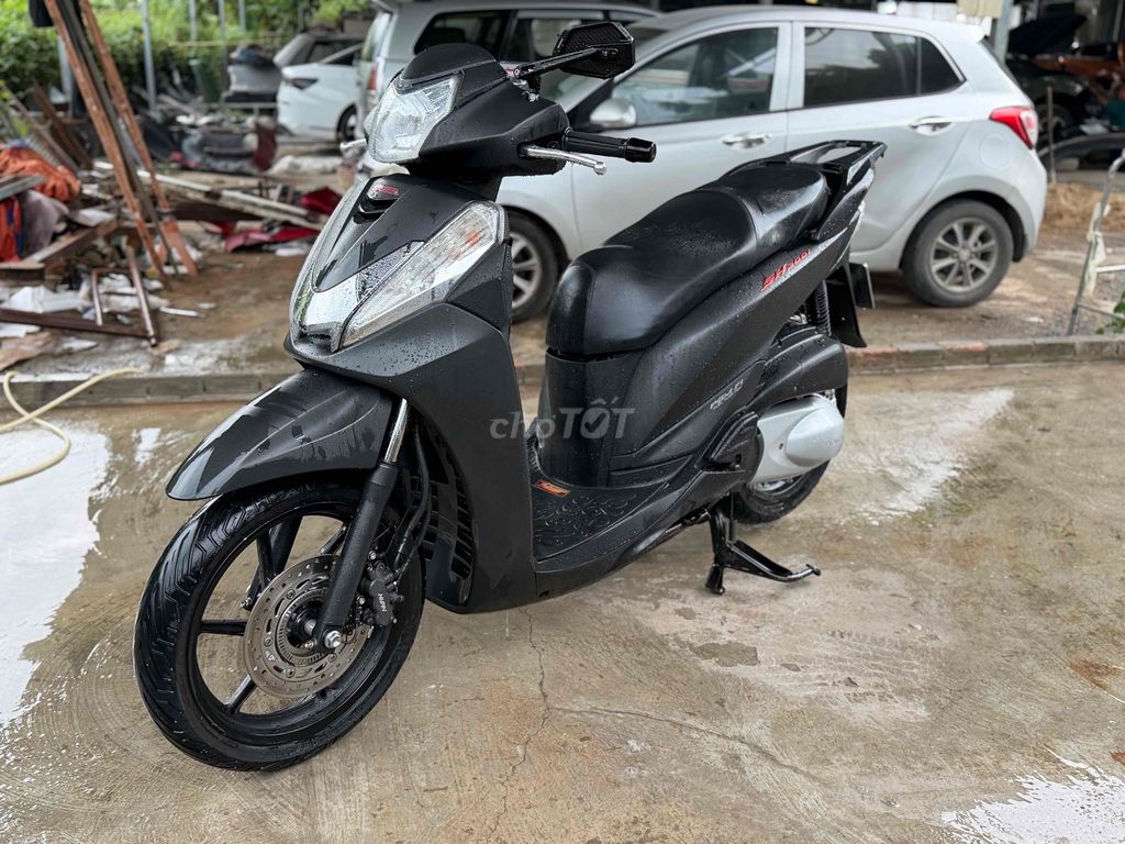 Honda SH 300i 2014 Đen. Mua bán Xe máy tại Thành phố Biên Hòa Đồng Nai được đăng bởi Khánh lành hình 2