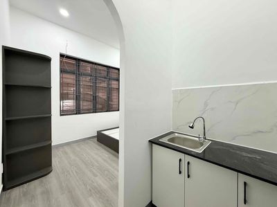 CĂN HỘ TÁCH BẾP CỬA SỔ TRỜI NGAY NGUYỄN KIỆM - PHAN ĐĂNG LƯU