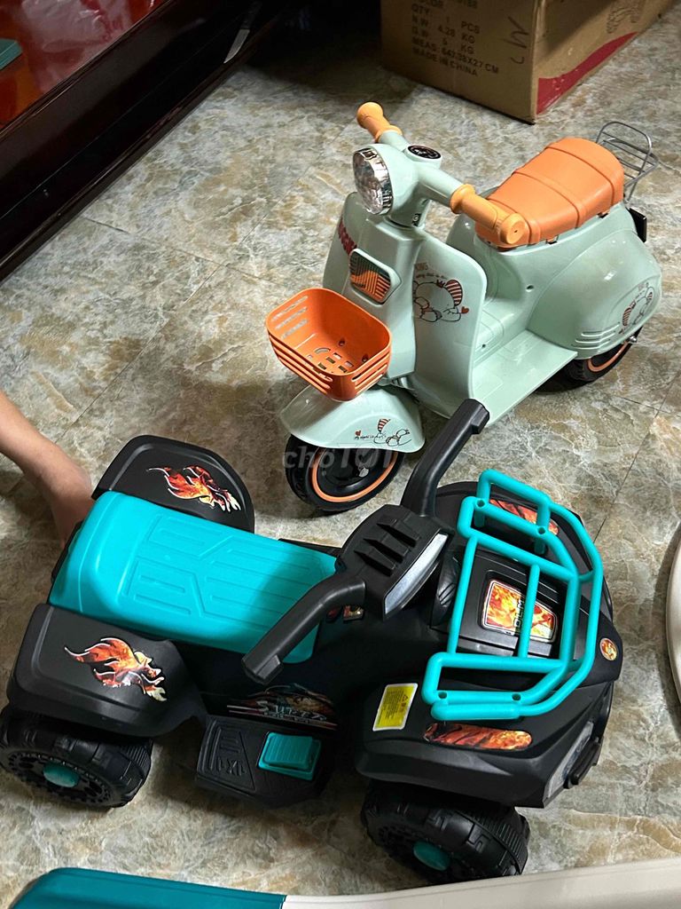 Xe điện, cầu tuột, xe đẩy hàng mới nguyên thùng. Mua bán Mẹ và bé tại Quận 12 Tp Hồ Chí Minh được đăng bởi dang nguyen hình 1