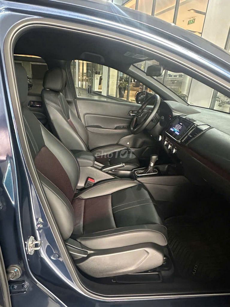 Honda City 2024 RS - 4500 KM-TL Mạnh xả kho hơn 5đ. Mua bán Ô tô tại Quận 7 Tp Hồ Chí Minh được đăng bởi HỒ TẤN ANH hình 4