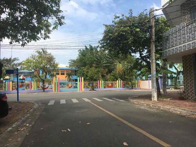 Bán nhà 1 trệt 2 lầu khu H20 , P. Phước Hưng, TP Bà Rịa. Mua bán nhà ở tại Thành phố Bà Rịa Bà Rịa - Vũng Tàu được đăng bởi Hoàng Tân
