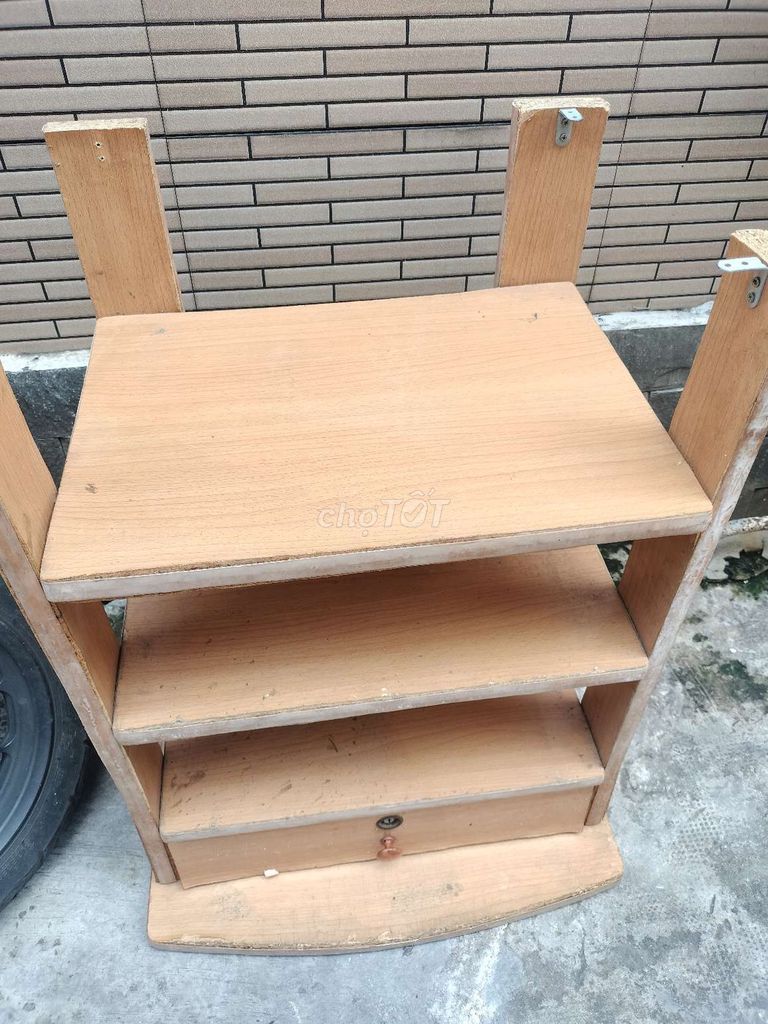 Kệ như hình. Mua bán Tủ, kệ gia đình tại Quận 6 Tp Hồ Chí Minh được đăng bởi Thùy hình 1