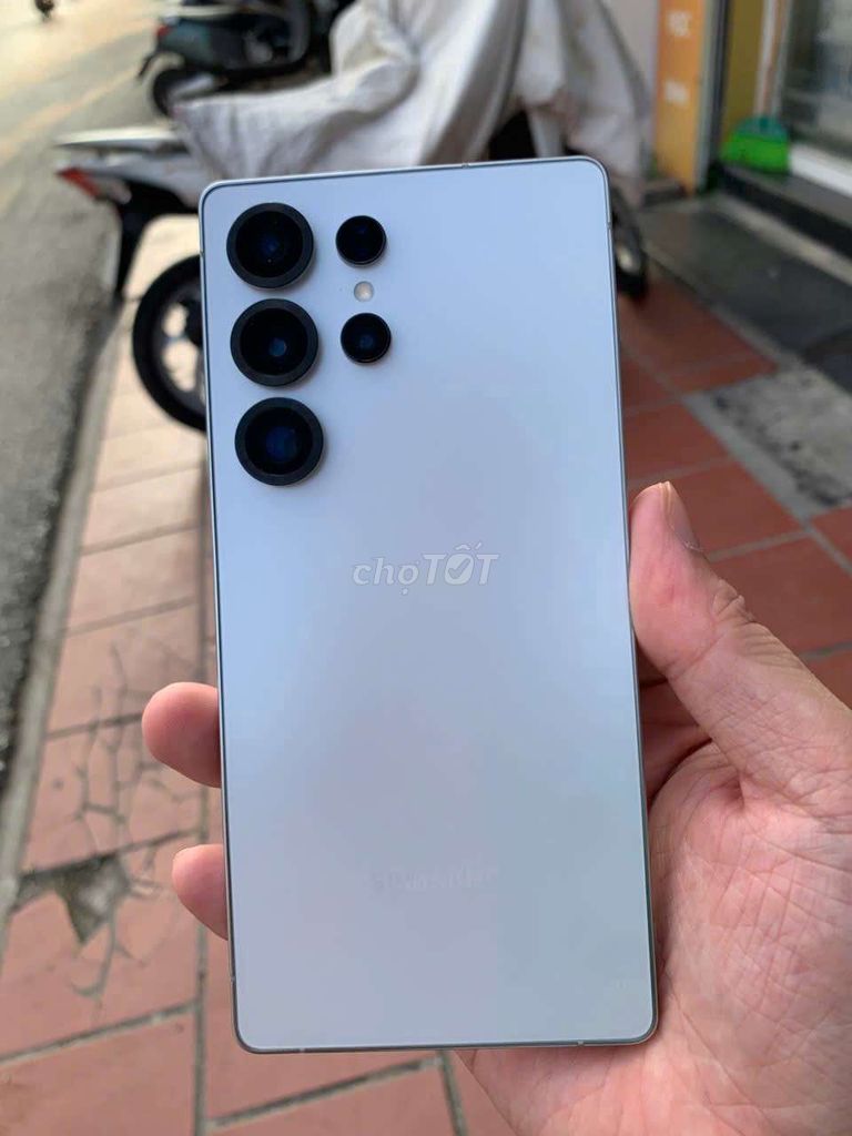 Samsung S25 Ultra 256GB Trắng Đã sử dụng. Mua bán Điện thoại tại Quận Ngô Quyền Hải Phòng được đăng bởi Qt hình 1