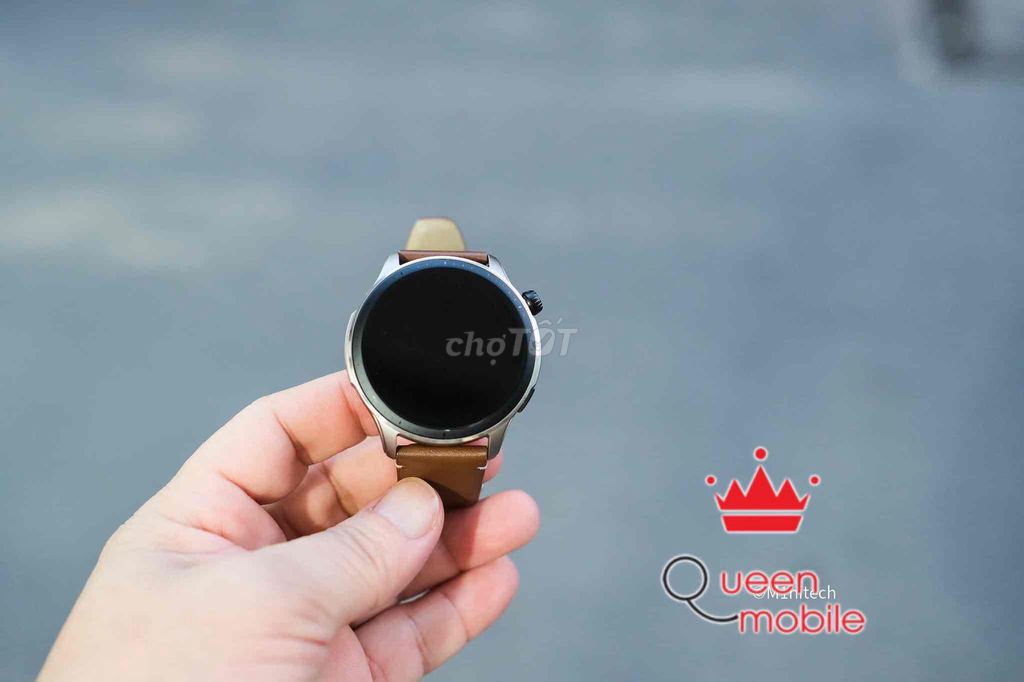 Huawei Watch GT4 thép : Newseal đo được tiểu đường
