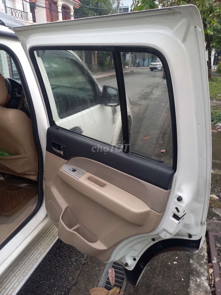BÁN & ĐỔI XE FORD EVEREST 2011 MÁY DẦU 2 CẦU MT. Mua bán Ô tô tại Quận Bình Tân Tp Hồ Chí Minh được đăng bởi Dũng xe tải hình 13