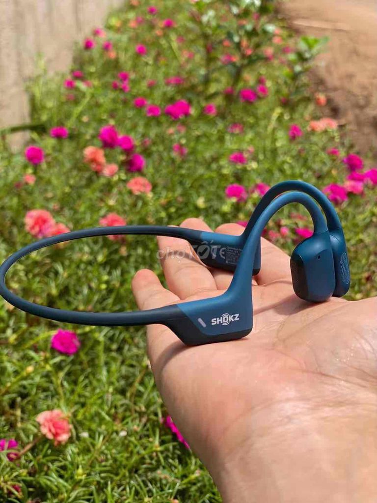 Tai nghe truyền xương Shokz OpenRun Pro S810. Mua bán Tivi, Âm thanh tại Huyện Định Quán Đồng Nai được đăng bởi Đinh Quốc Lộc hình 1