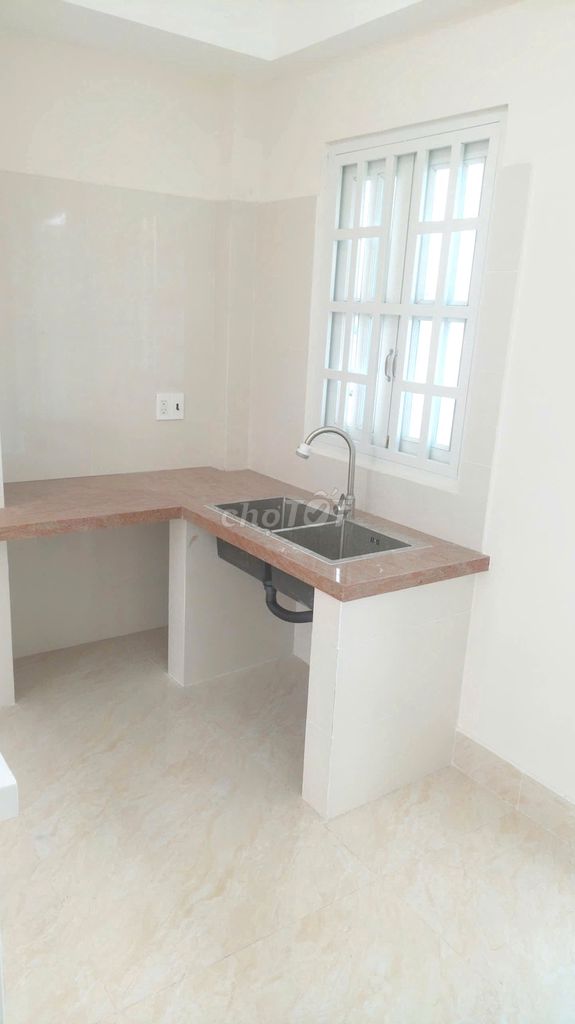 CHO THUÊ NHÀ MẶT TIỀN TRẦN THỦ ĐỘ 400M2, 6 PHÒNG, 26 TRIỆU/THÁNG