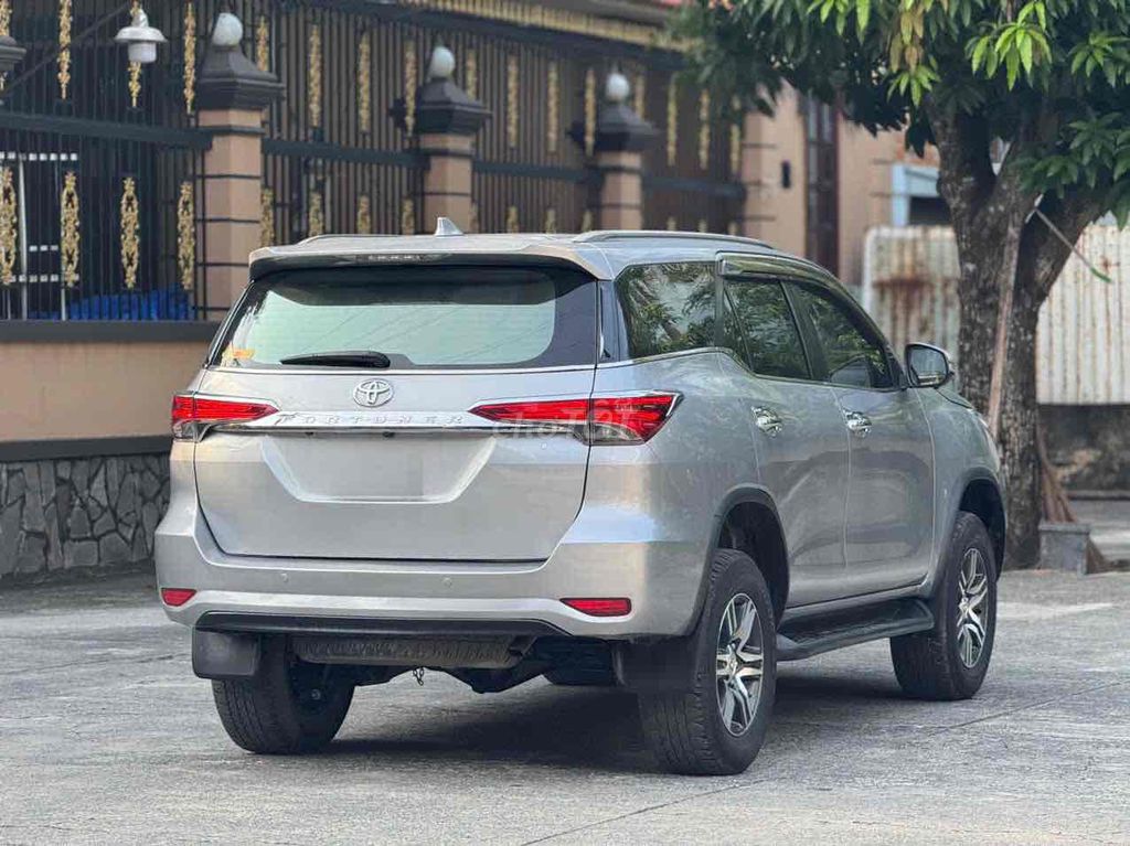 Toyota Fortuner 2018 - 67000 km. Mua bán Ô tô tại Quận 12 Tp Hồ Chí Minh được đăng bởi Nam Trường  hình 6