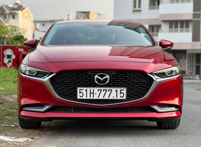 Mazda 3 1.5L Luxury - 9000 km model 2021