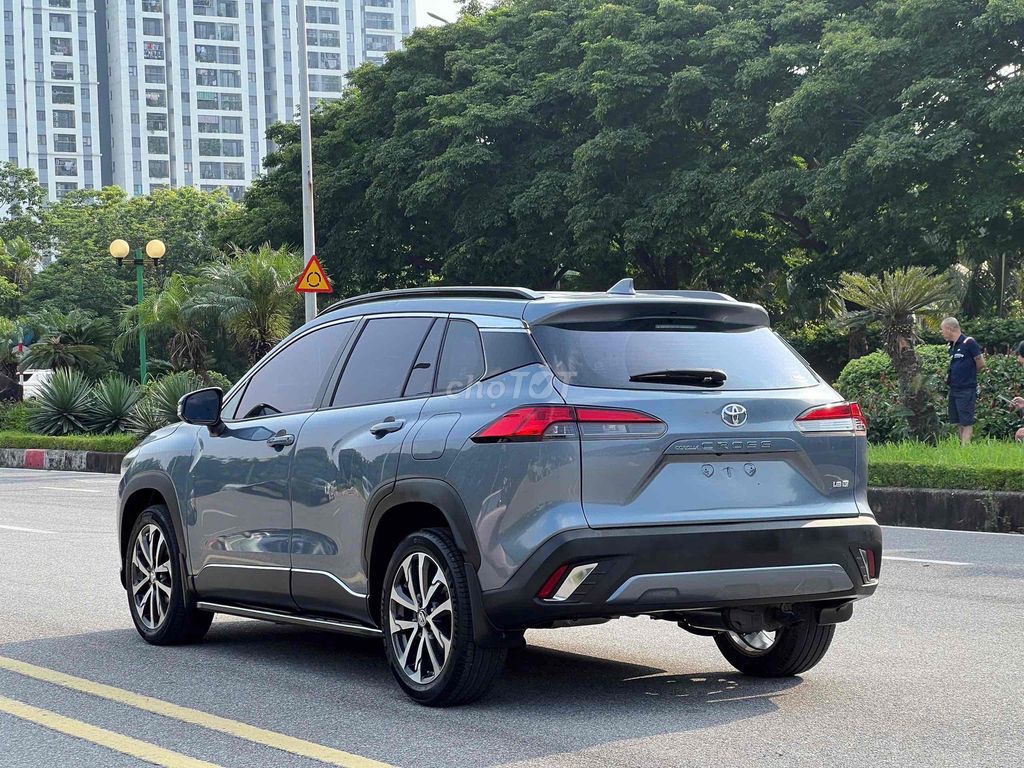 Toyota CROSS  V 2022. Mua bán Ô tô tại Quận Long Biên Hà Nội được đăng bởi Le hao hình 2