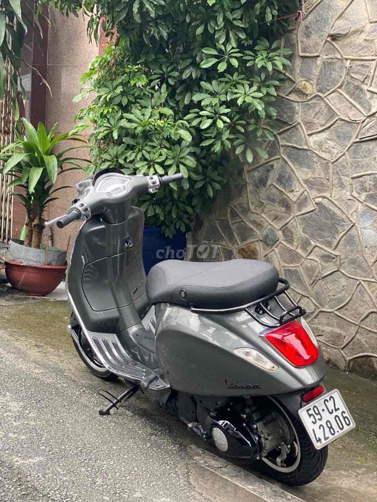 vespa up led rin chất.bán trả góp.trao đổi xe. Mua bán Xe máy tại Thành phố Thuận An Bình Dương được đăng bởi Xe Máy Khánh Dương hình 2