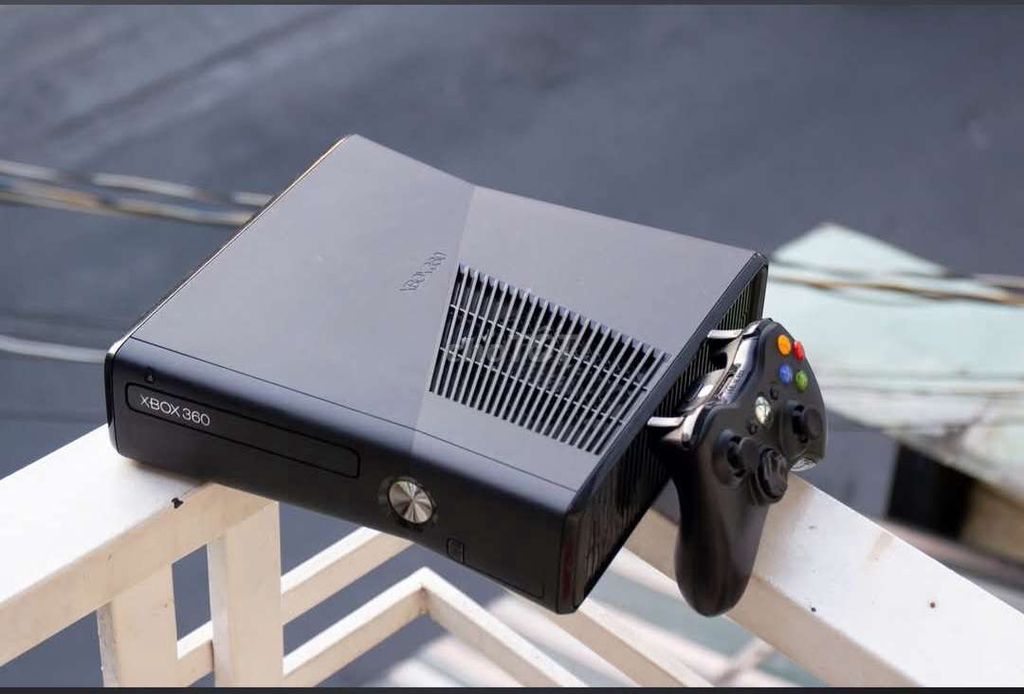 Máy chơi game Xbox 360 S console. Mua bán Thiết bị chơi game tại Huyện Bình Chánh Tp Hồ Chí Minh được đăng bởi ngọc ngọc hình 1