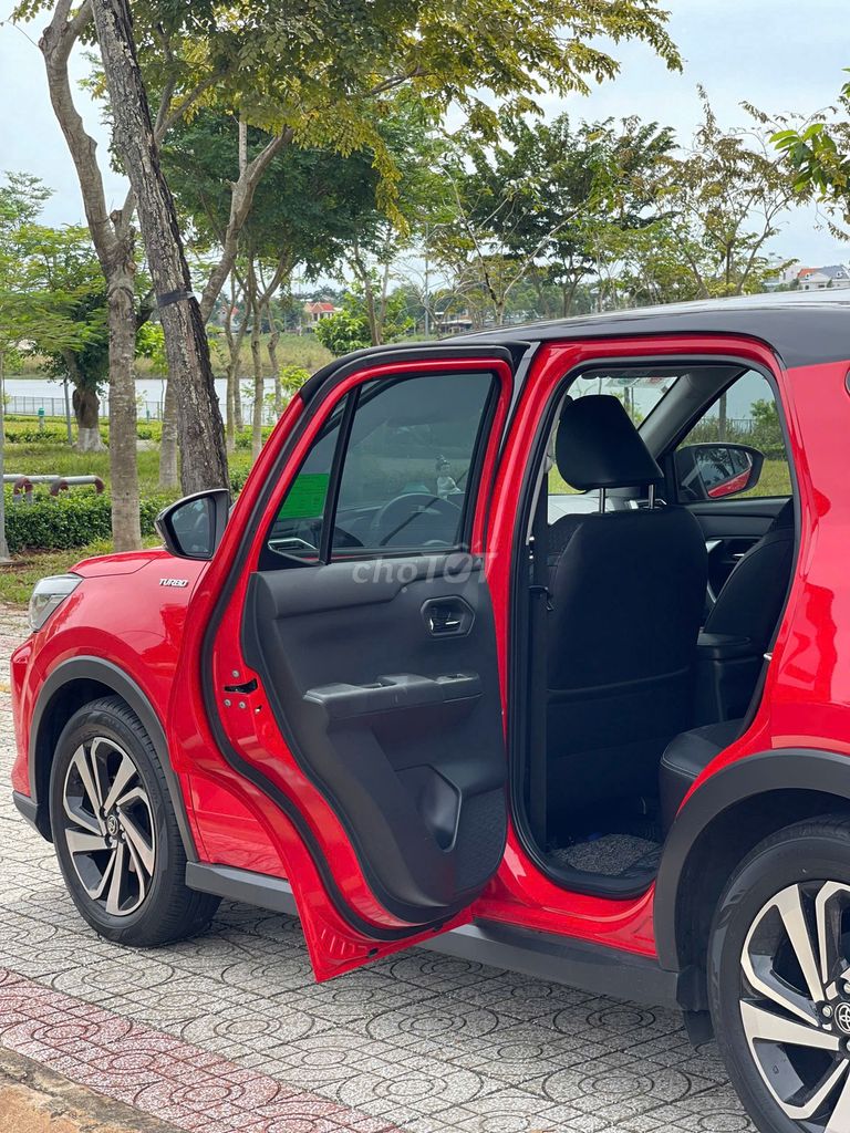 Toyota Raize 1.0 2023 - 9000 km. Mua bán Ô tô tại Thành phố Thủ Đức Tp Hồ Chí Minh được đăng bởi Nguyễn Thành hình 11