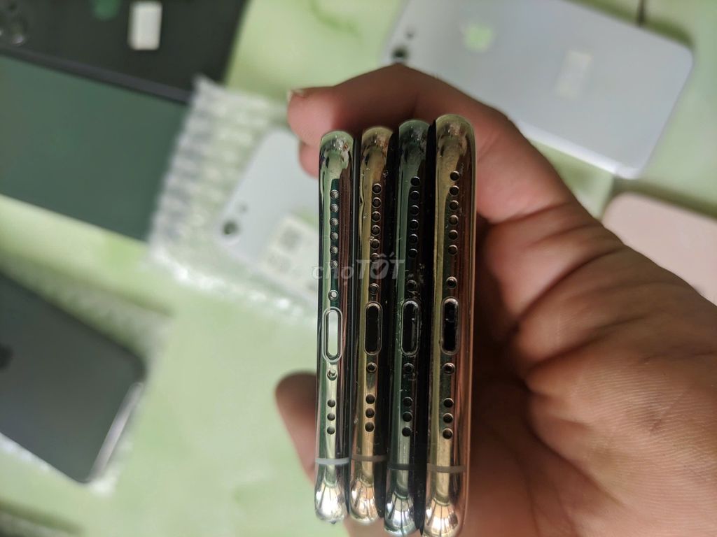 Vỏ điện thoại  iPhone nhiều mẫu. Mua bán Linh kiện (RAM, Card...) tại Huyện Bến Lức Long An được đăng bởi Phan Tấn hình 1
