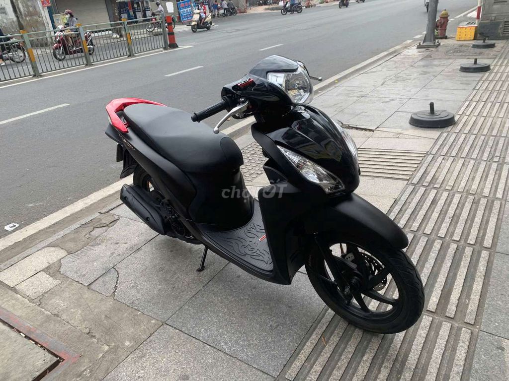 Honda Vision 2018 Đen đã sử dụng. Mua bán Xe máy tại Quận Tân Phú Tp Hồ Chí Minh được đăng bởi Tuanduy hình 2