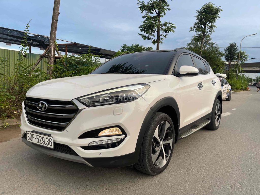 Hyundai Tucson 2018 bản ful 1.6 AT Turbo. Mua bán Ô tô tại Quận Hoàng Mai Hà Nội được đăng bởi tran duc khien hình 3