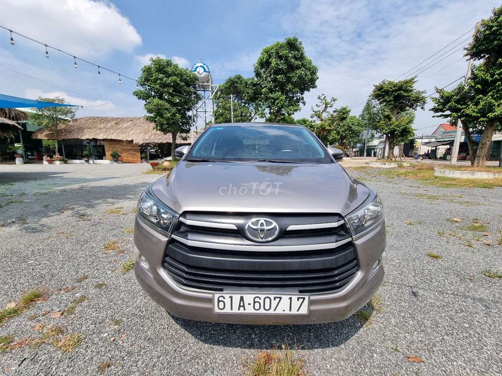 Toyota Innova 2019 2.0E - 82000 km