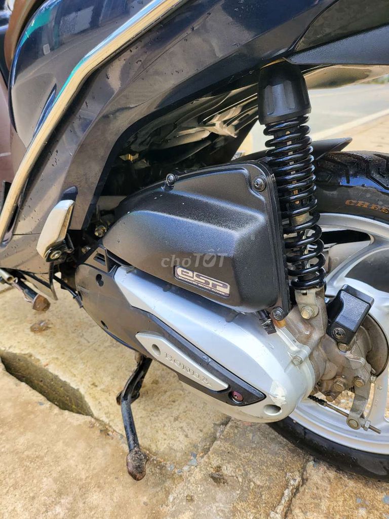 Cần bán Vision 2020. Mua bán Xe máy tại Thành phố Đà Lạt Lâm Đồng được đăng bởi Đồ gỗ cũ Đà Lạt hình 5