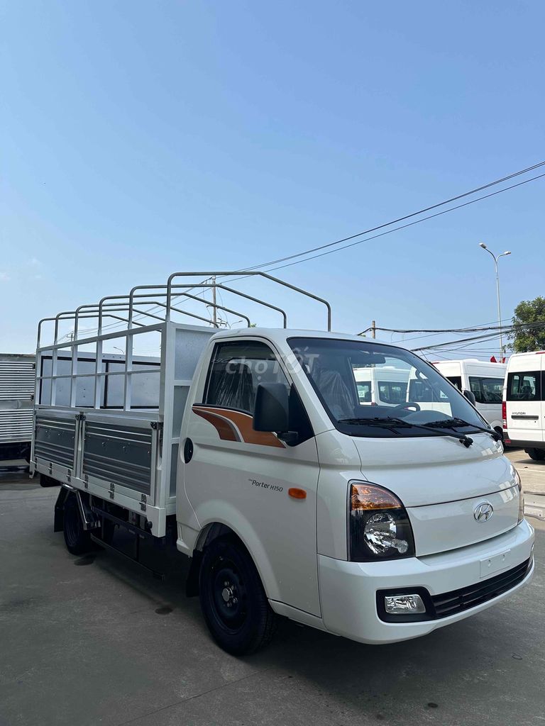 Hyundai H150 Thùng Bạt Tải trọng 1400kg Euro 5