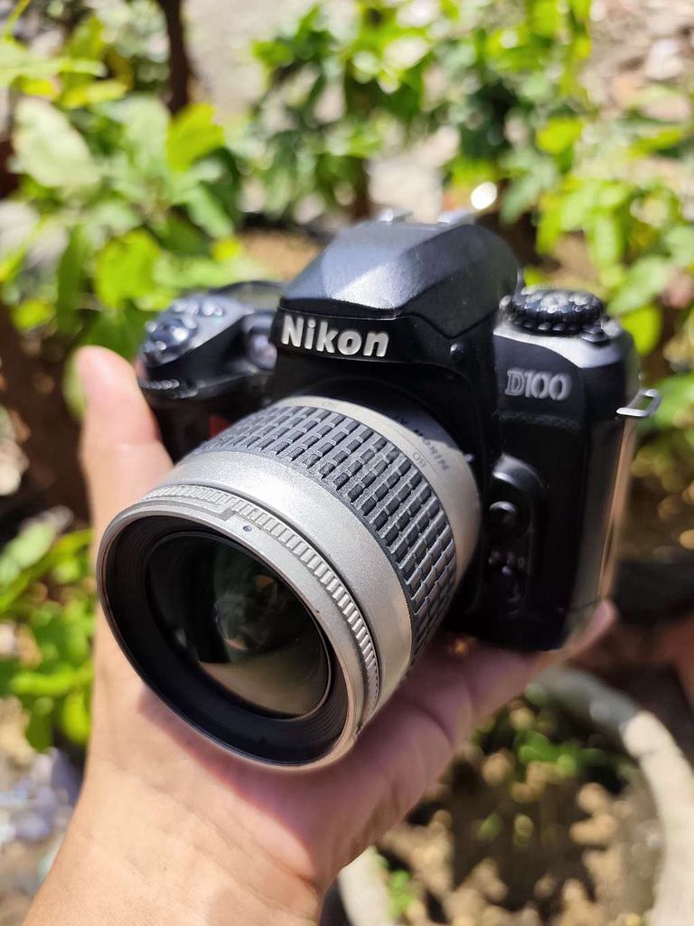 Máy ảnh Nikon D100 Đen. Mua bán Máy ảnh, Máy quay tại Huyện Bình Chánh Tp Hồ Chí Minh được đăng bởi Đức  hình 1