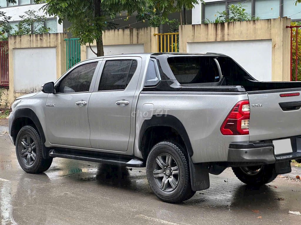 Toyota Hilux 2021 đky 2022 2.4AT 4x2 52000 km. Mua bán Ô tô tại Quận Hà Đông Hà Nội được đăng bởi Hà Đông Car hình 15