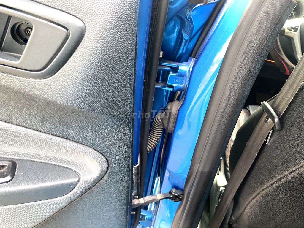 Ford Fiesta 2011 xe chính chủ bán. Mua bán Ô tô tại Thành phố Thủ Đức Tp Hồ Chí Minh được đăng bởi Nguyễn Thanh Tuyền hình 8