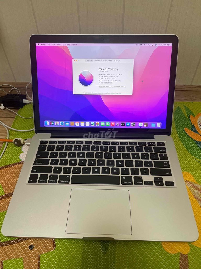 Macbook Pro 2015 13 inch core i5 8GB 250GB