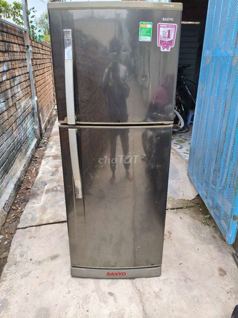 Tủ lạnh Sanyo SR-P25MN(ST) 250L. Mua bán Tủ lạnh tại Thành phố Thủ Đức Tp Hồ Chí Minh được đăng bởi  QUỐC HIỀN hình 1