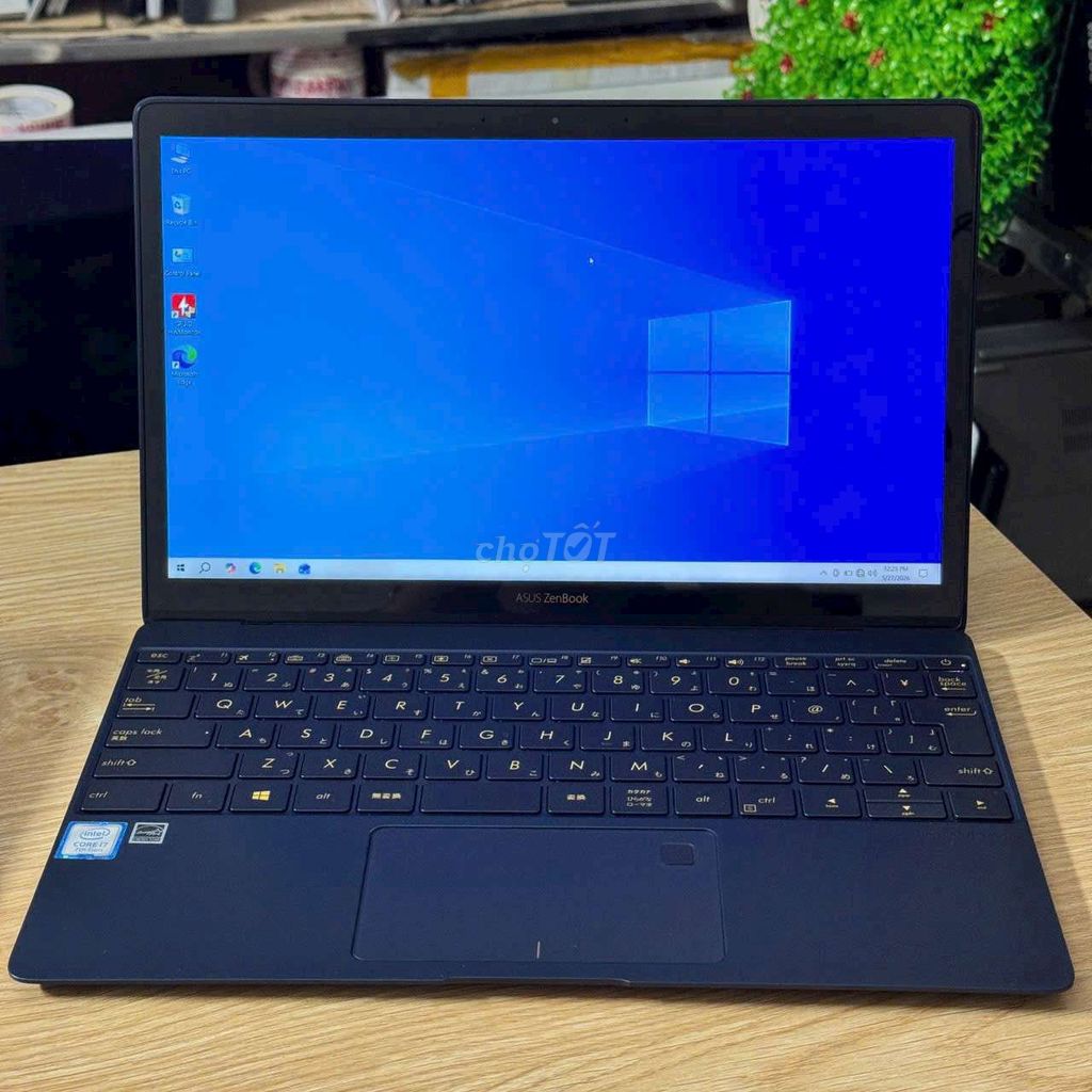 Asus UX390U i7-7500U 12.5 inch 16GB/256GB. Mua bán Laptop tại Thành phố Thủ Đức Tp Hồ Chí Minh được đăng bởi Vũ Công Hùng hình 1