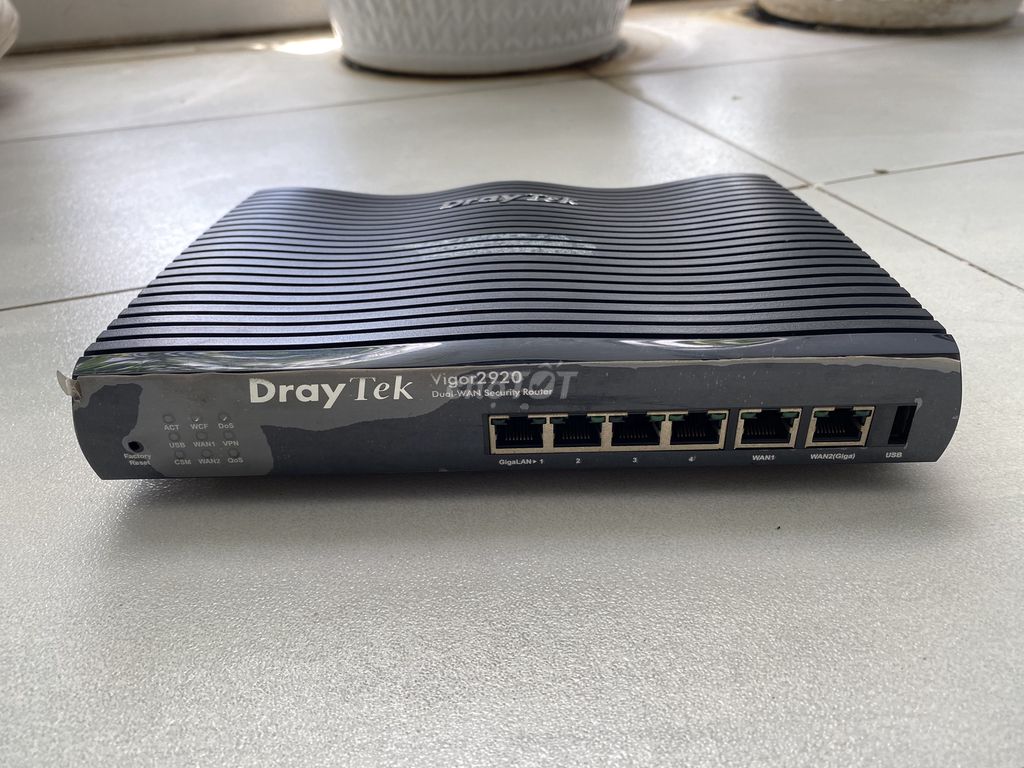 Dư dùng Router Draytek như hình